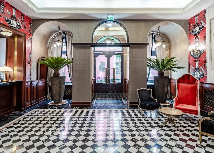 H15 Francuski Old Town - Destigo sHotel Stelle